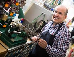 Chave Quebrada Dentro da Fechadura em Campina Grande: 5 Dicas Simples carlos silva chaveiro 1